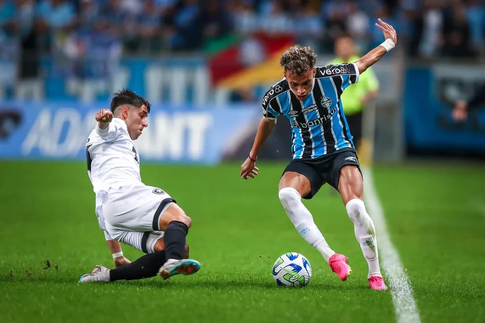 Bitello Grêmio — Foto: Lucas Uebel/Divulgação Grêmio Bitello Grêmio — Foto: Lucas Uebel/Divulgação Grêmio