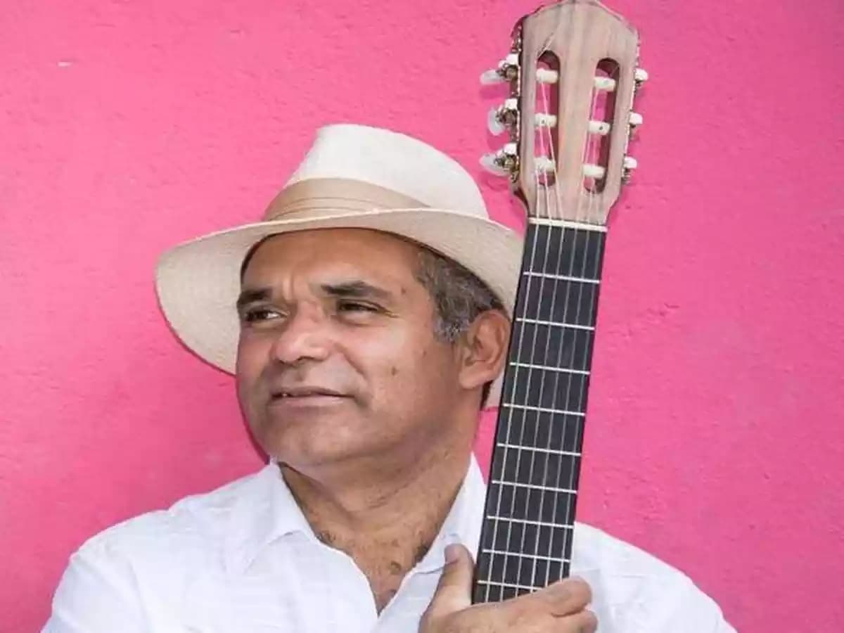 O cantor morreu na véspera do show - Foto: Reprodução/Internet O cantor morreu na véspera do show - Foto: Reprodução/Internet