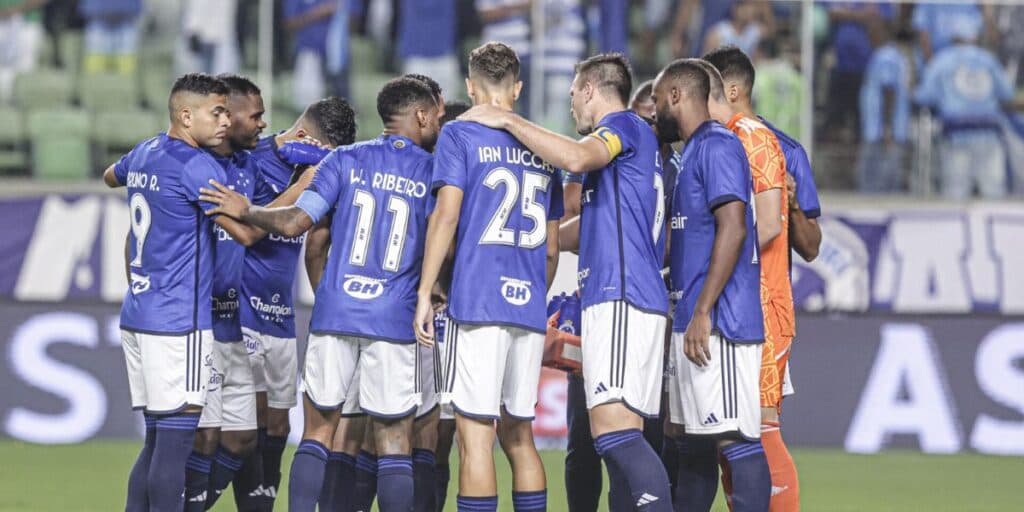 Ronaldo e Pepa pulando de alegria: Retorno triunfal de craque do Cruzeiro acaba de ser confirmado