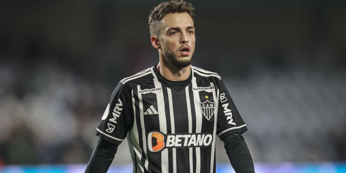Hyoran com a camisa do Galo - (Foto: Internet) Hyoran com a camisa do Galo - (Foto: Internet)