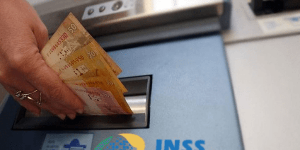 CLTs em êxtase e Lula ciente: INSS libera saque de até R$ 8 mil para salvar lista de CPFs com uma contribuição