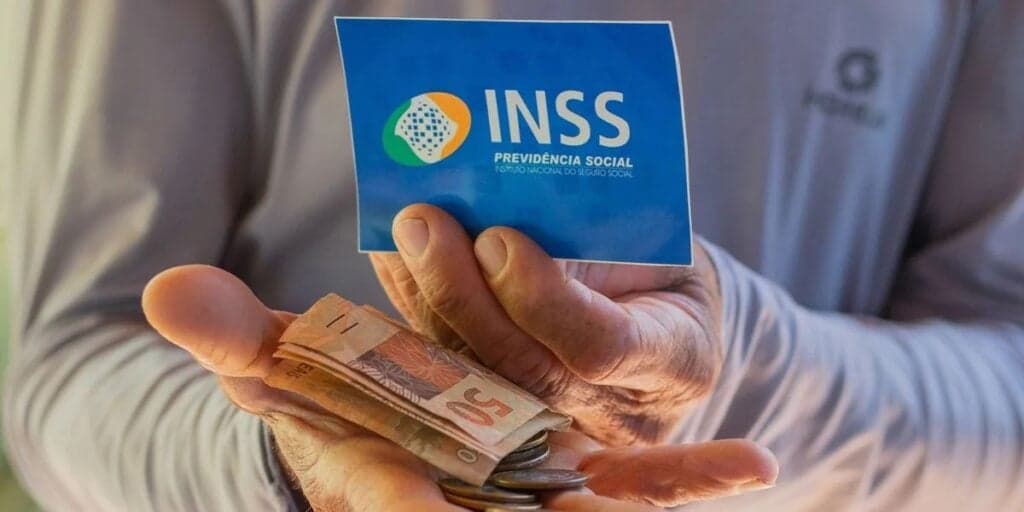 Agora é oficial: Grande VITÓRIA do INSS é confirmada para esta QUARTA (30) e aposentados já podem COMEMORAR