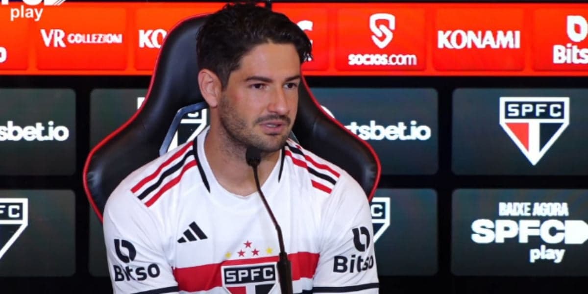 O atacante chegou ao São Paulo no segundo semestre desde ano e está sendo pouco aproveitado por Dorival (Reprodução: Internet) O atacante chegou ao São Paulo no segundo semestre desde ano e está sendo pouco aproveitado por Dorival (Reprodução: Internet)