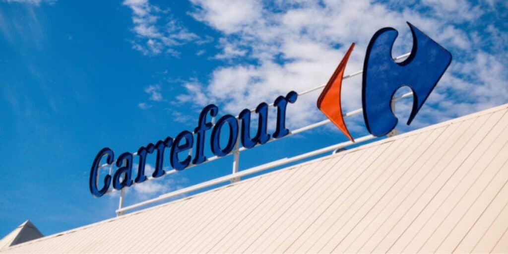 R$1 bilhão e adeus Carrefour: O estouro de cofres de supermercado gigante para tomar lugar do rival