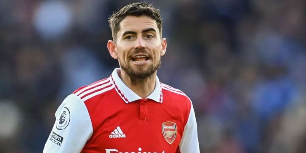 São Paulo sonha com Jorginho para 2024 - (Foto: Internet) São Paulo sonha com Jorginho para 2024 - (Foto: Internet)