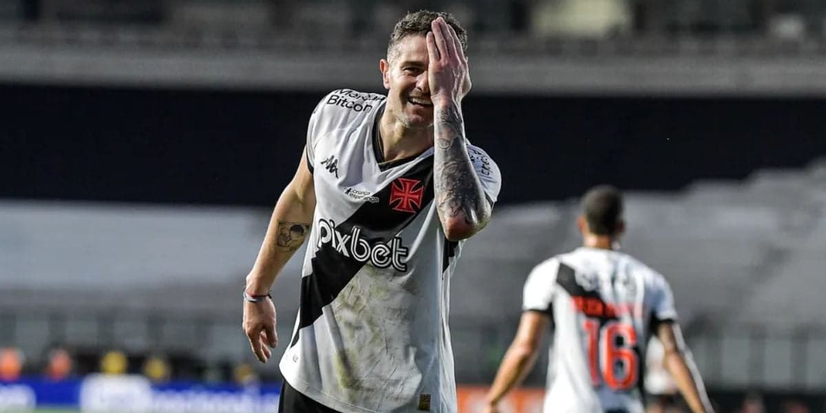 Para paralisar o Brasil: Vegetti não renova com o Vasco e rival vem para contratar o camisa 9 imediatamente - Foto | Reprodução: Internet Para paralisar o Brasil: Vegetti não renova com o Vasco e rival vem para contratar o camisa 9 imediatamente - Foto | Reprodução: Internet