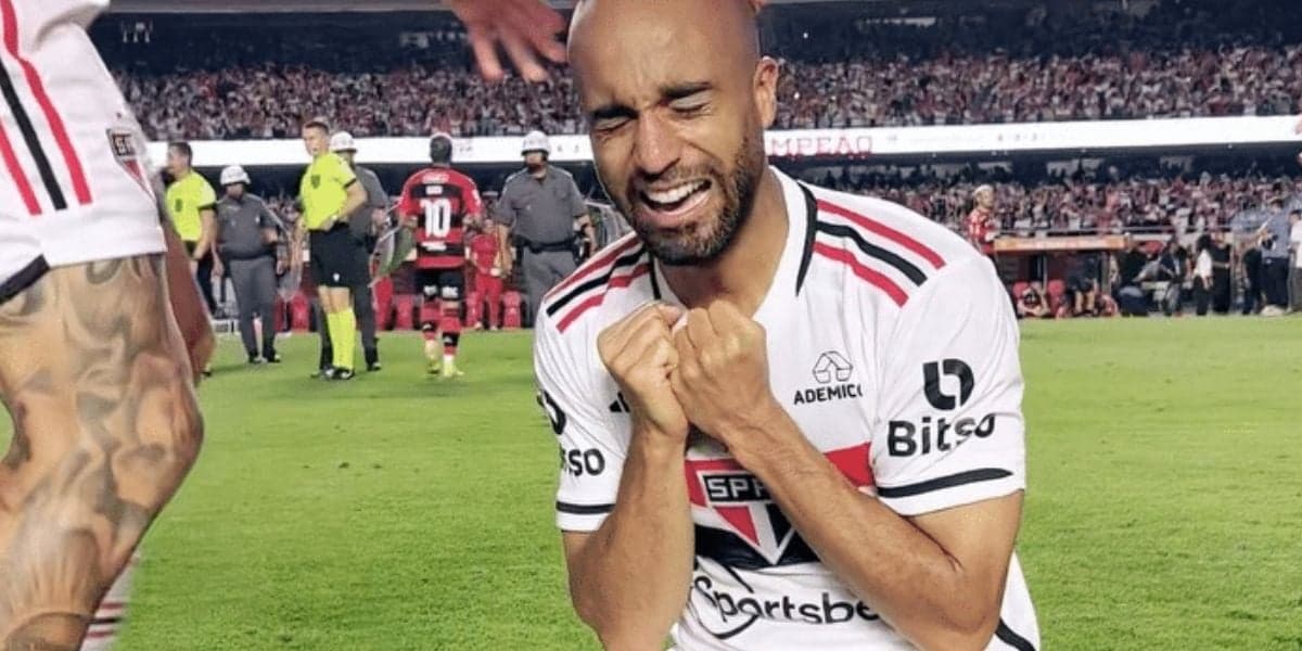 Carpini aos prantos: São Paulo recebe péssima notícia horas depois da Supercopa e Lucas Moura está fora - Foto | Reprodução: Internet Carpini aos prantos: São Paulo recebe péssima notícia horas depois da Supercopa e Lucas Moura está fora - Foto | Reprodução: Internet