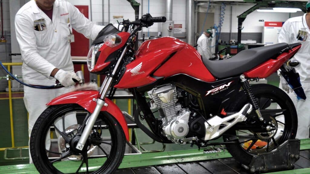 Moto Honda (Foto: Reprodução, Motos Play) Moto Honda (Foto: Reprodução, Motos Play)