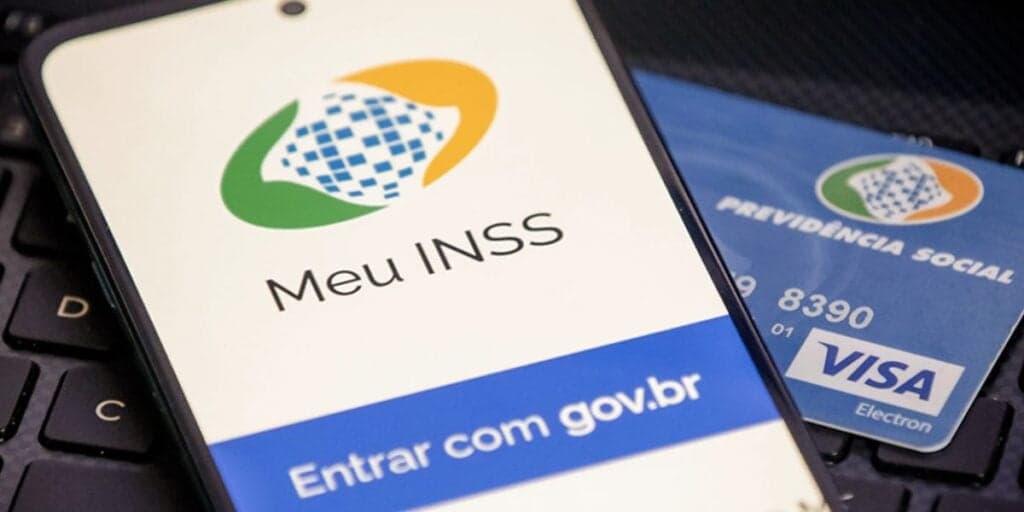 Festa, alívio no bolso: INSS emite comunicado oficial sobre grana EXTRA que cai como presente a aposentados