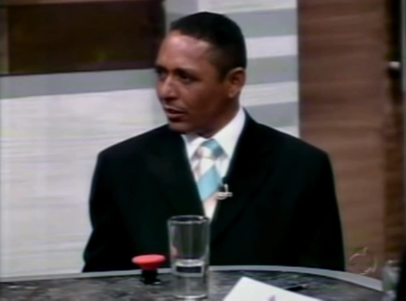 Morte do humorista Valdir Henrique da Silva, conhecido como Dr. Piru, foi confirmada por jornal da Globo (Foto: Reprodução/ Internet) Morte do humorista Valdir Henrique da Silva, conhecido como Dr. Piru, foi confirmada por jornal da Globo (Foto: Reprodução/ Internet)