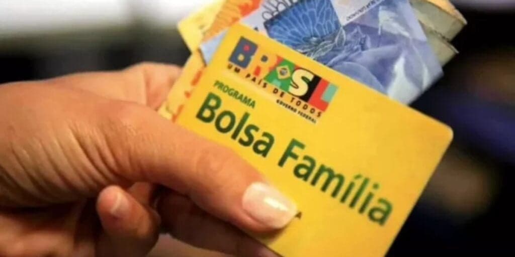 Pode comemorar hoje (18) MELHOR notícia do Bolsa Família: Abono Natalino confirmado com data e valores para 2023