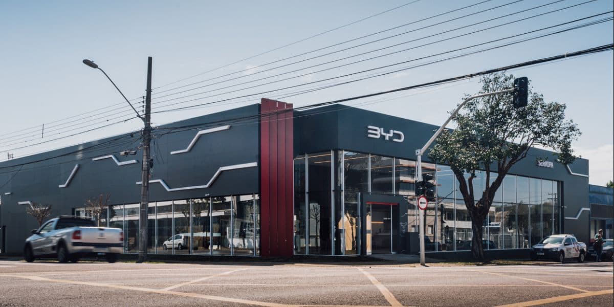 BYD é uma das principais montadoras de veículos elétricos (Reprodução: Internet) BYD é uma das principais montadoras de veículos elétricos (Reprodução: Internet)