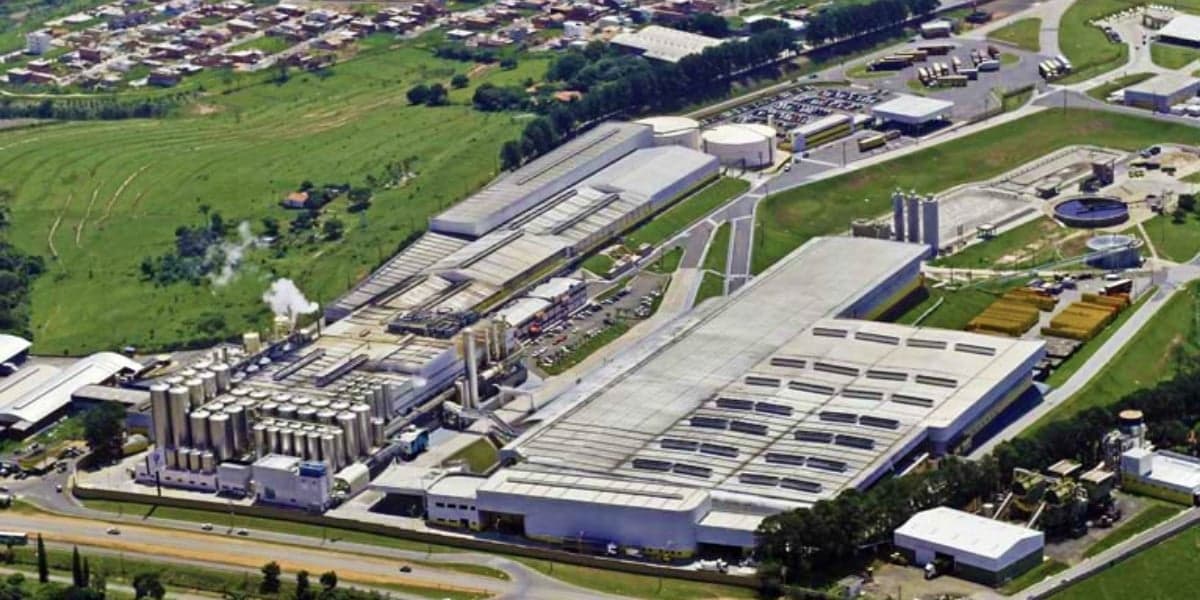 Atualmente, fábrica do Grupo Petrópolis fica no interior de São Paulo (Foto: Divulgação/Grupo Petrópolis) Atualmente, fábrica do Grupo Petrópolis fica no interior de São Paulo (Foto: Divulgação/Grupo Petrópolis)