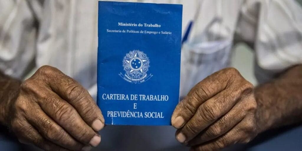 Segundo o IBGE, a taxa de desemprego no trimestre, encerrado em julho de 2023, caiu para 7,9%, sendo o menor resultado desde 2014 (Foto: Governo Federal) Segundo o IBGE, a taxa de desemprego no trimestre, encerrado em julho de 2023, caiu para 7,9%, sendo o menor resultado desde 2014 (Foto: Governo Federal)