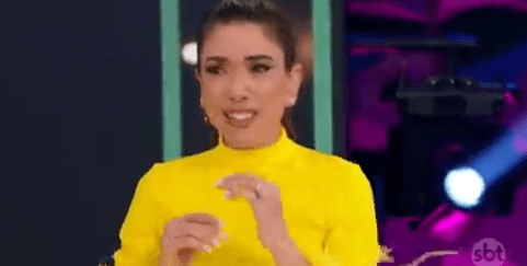 Patrícia foi às lágrimas no palco do 'Programa Silvio Santos' (Foto: Reprodução Internet) Patrícia foi às lágrimas no palco do 'Programa Silvio Santos' (Foto: Reprodução Internet)