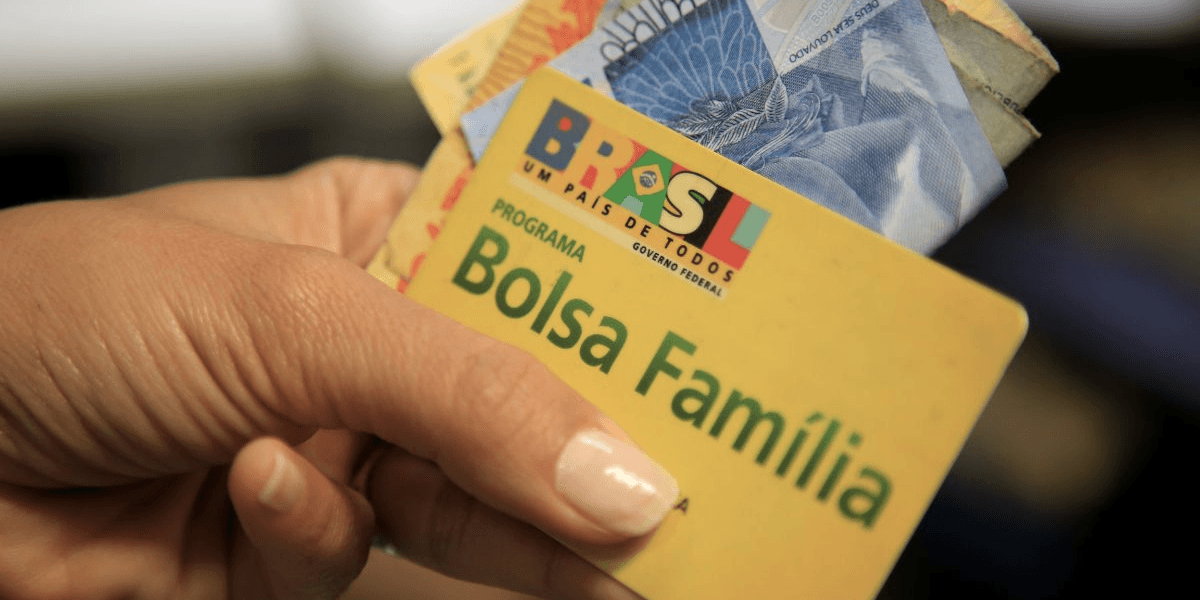 Repasses do Bolsa Família (Reprodução/Internet)
