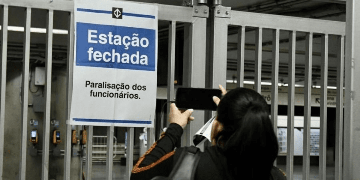 Estações paralisadas (Reprodução/Internet) Estações paralisadas (Reprodução/Internet)