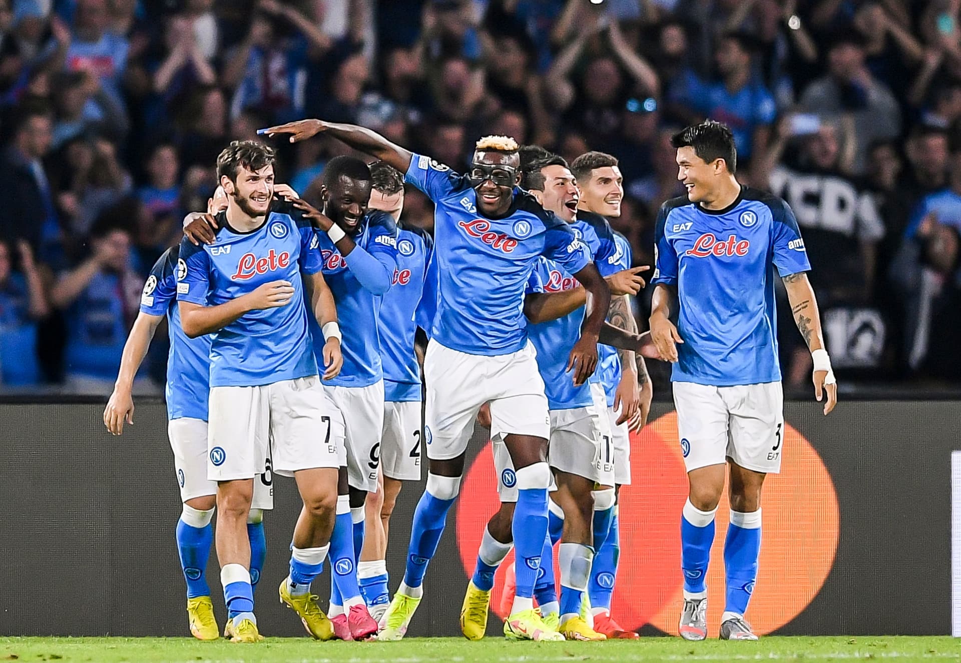 Jogadores do Napoli - Foto Reprodução Internet Jogadores do Napoli - Foto Reprodução Internet