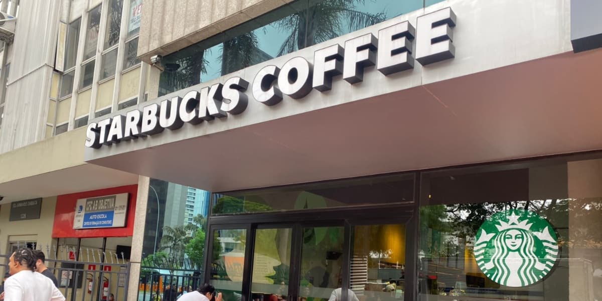 Unidade do Starbucks - Foto: Reprodução/Internet