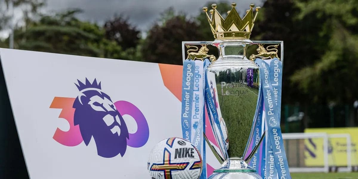 Taça da Premiere League - (Foto: Internet) Taça da Premiere League - (Foto: Internet)