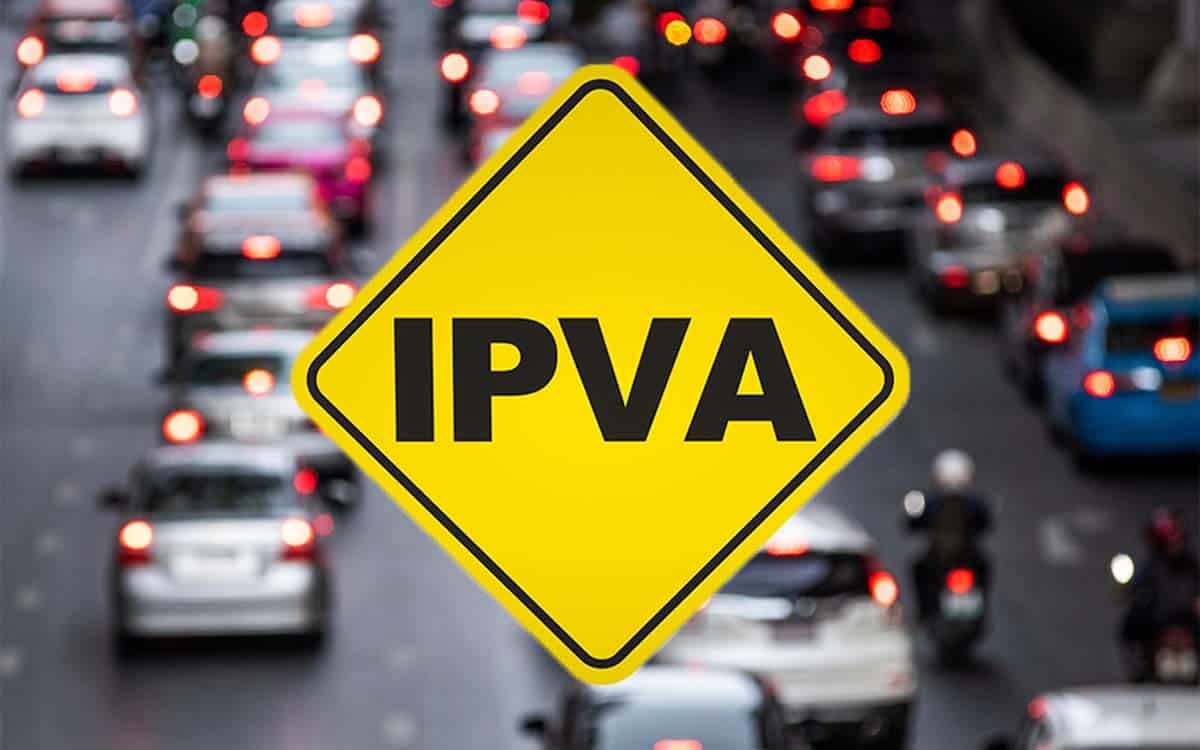 Placa do IPVA (Foto: Reprodução, AZ Inserções) Placa do IPVA (Foto: Reprodução, AZ Inserções)