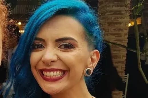 Atriz e diretora de teatro Larissa Garcia faleceu aos 35 anos, vítima de câncer (Foto: Divulgação) Atriz e diretora de teatro Larissa Garcia faleceu aos 35 anos, vítima de câncer (Foto: Divulgação)