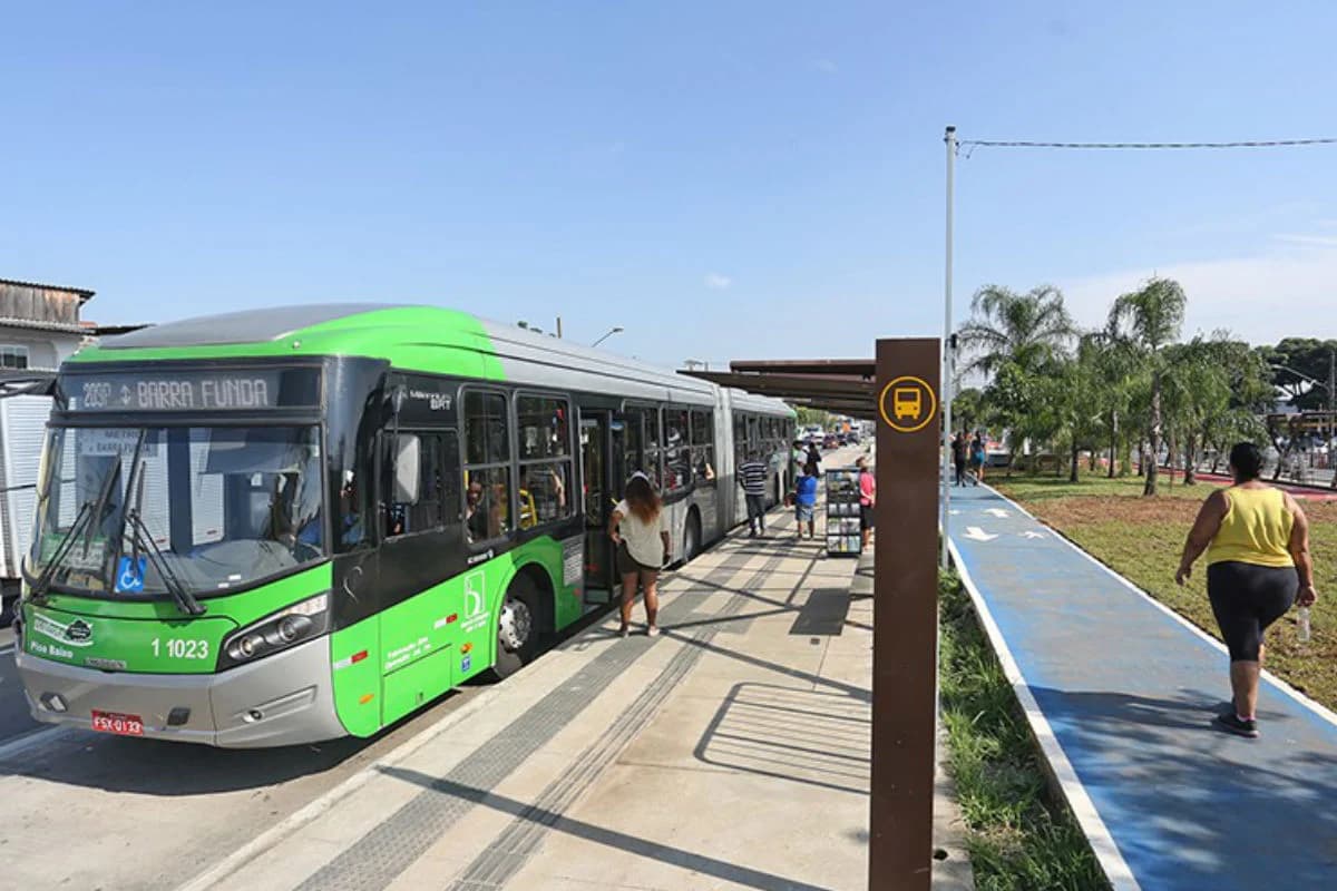 Tarifa zero de ônibus em São Paulo (Foto: Reprodução/ Internet) Tarifa zero de ônibus em São Paulo (Foto: Reprodução/ Internet)
