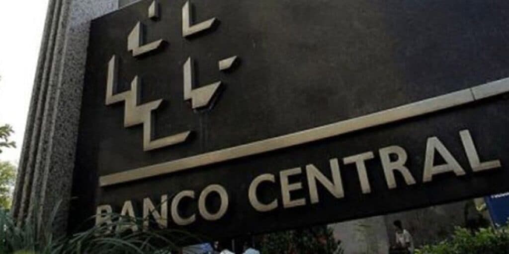 R$7 bilhões, nova lei do cartão de crédito e paralisação GERAL: 3 viradas do Banco Central no início de 2024