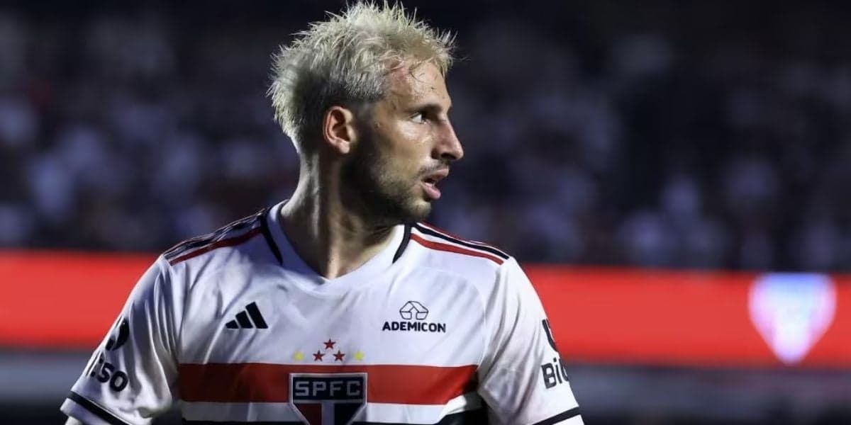 Mais de 20 milhões: Casares confirma reviravolta sobre vender Calleri e clubes querem arrancá-lo do São Paulo - (Foto Internet) Mais de 20 milhões: Casares confirma reviravolta sobre vender Calleri e clubes querem arrancá-lo do São Paulo - (Foto Internet)