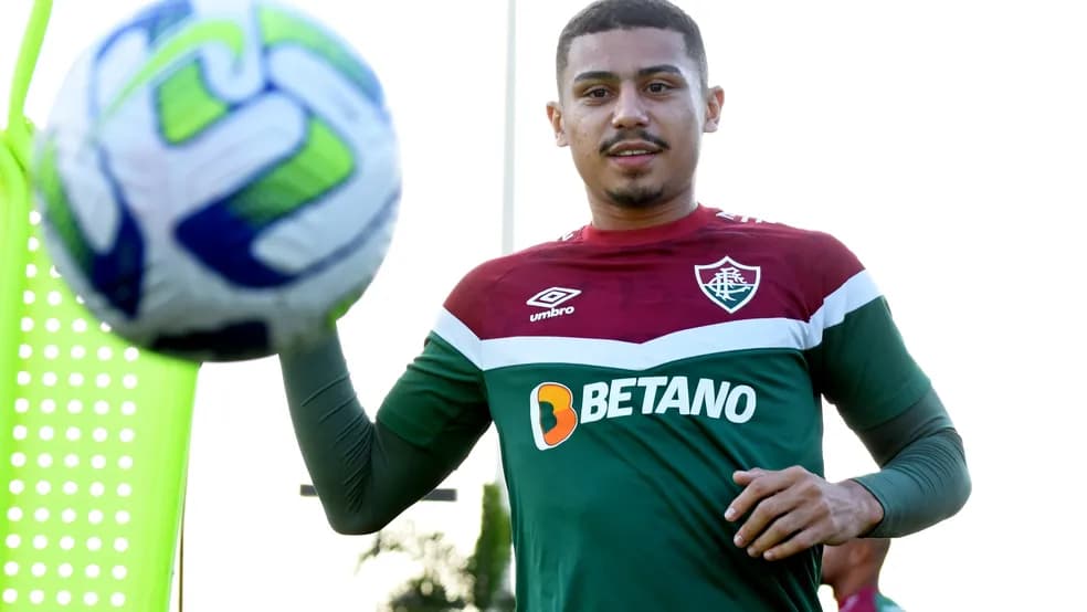 André pode deixar o Fluminense e substituto pode ser rubro-negro (Foto: Divulgação) André pode deixar o Fluminense e substituto pode ser rubro-negro (Foto: Divulgação)