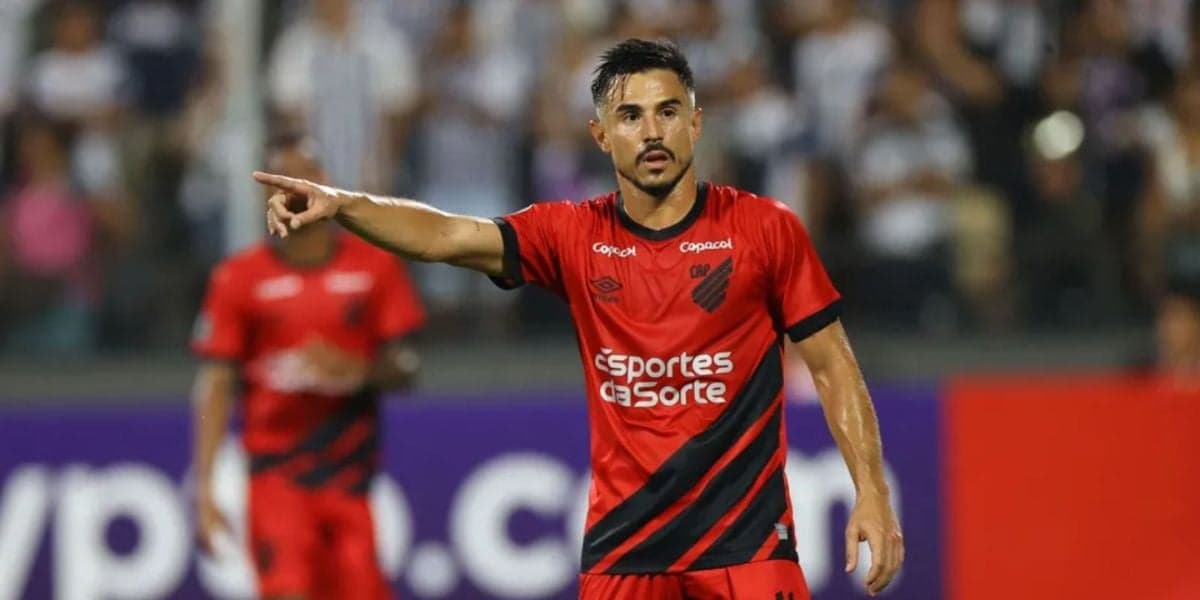 Willian Bigode que disputou a última temporada pelo Athletico-PR, mas pertence ao Fluminense, pode jogar no Vasco da Gama em 2024 - (Foto: Reprodução / Internet) Willian Bigode que disputou a última temporada pelo Athletico-PR, mas pertence ao Fluminense, pode jogar no Vasco da Gama em 2024 - (Foto: Reprodução / Internet)
