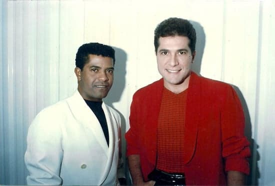 http://tvfoco.uai.com.br/wp-content/uploads/2015/05/Daniela-Mercury.jpg