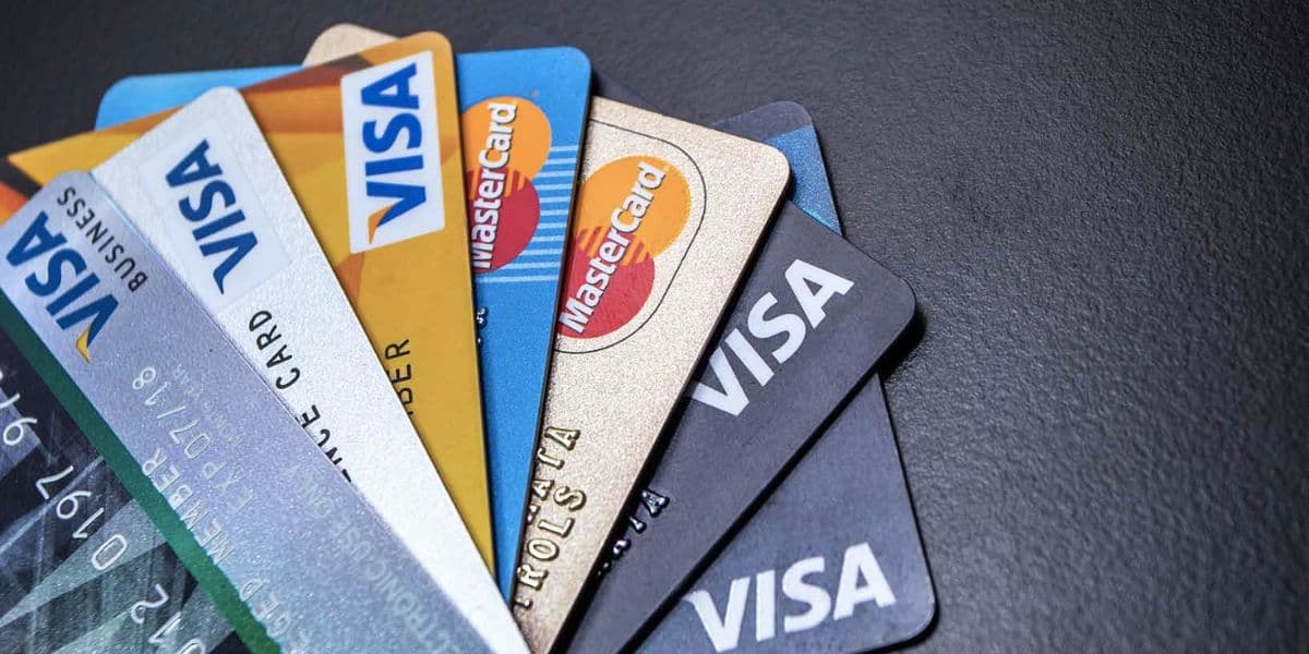 Cartões da VISA (Reprodução/Internet) Cartões da VISA (Reprodução/Internet)