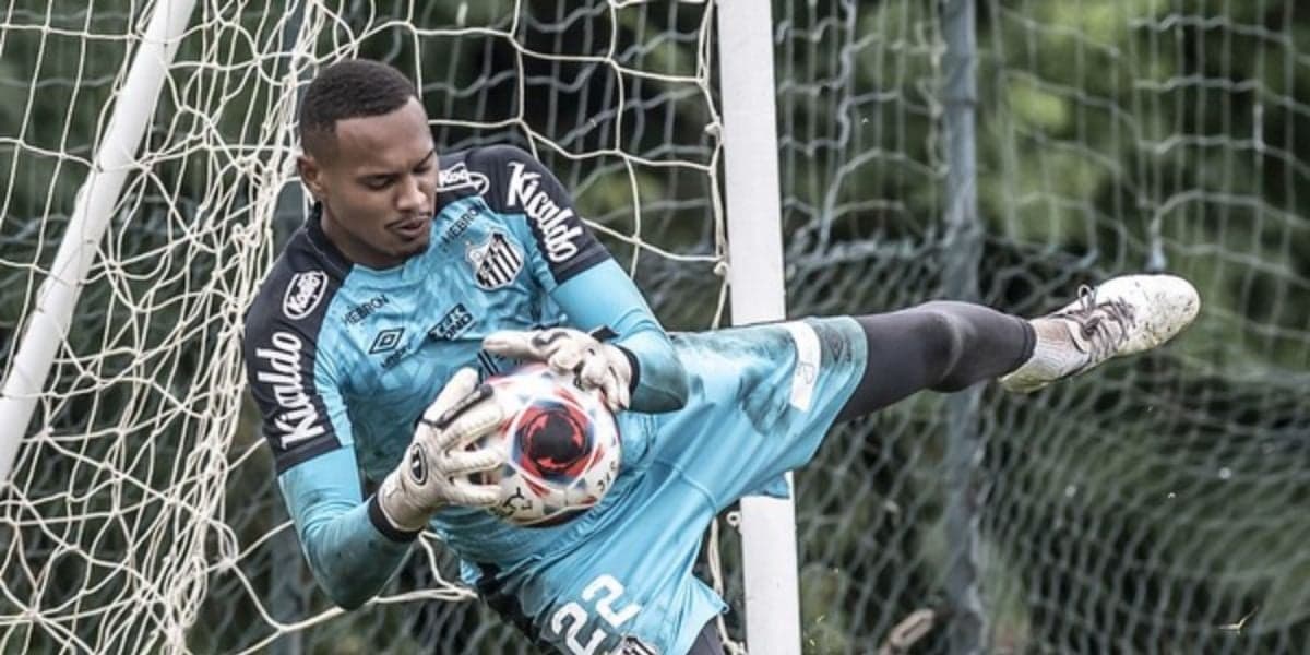 Textor libera a grana e contrata às pressas: Substituto de Lucas Perri é tirado de rival pra jogar no Botafogo - (Foto Internet) Textor libera a grana e contrata às pressas: Substituto de Lucas Perri é tirado de rival pra jogar no Botafogo - (Foto Internet)