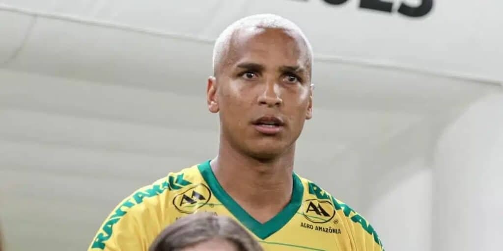 Deyverson -(Foto Internet) Deyverson -(Foto Internet)