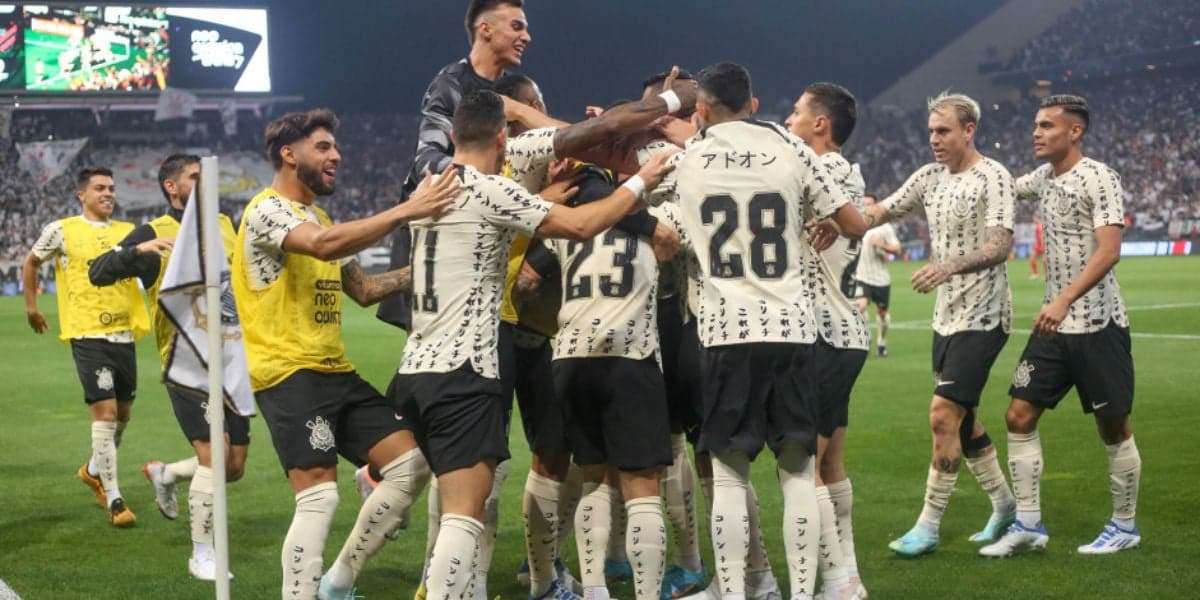 Finalmente alguém pra parar Augusto Melo: Nova SAF milionária fura o Corinthians por atacante da Arábia - Foto | Reprodução: Internet Finalmente alguém pra parar Augusto Melo: Nova SAF milionária fura o Corinthians por atacante da Arábia - Foto | Reprodução: Internet