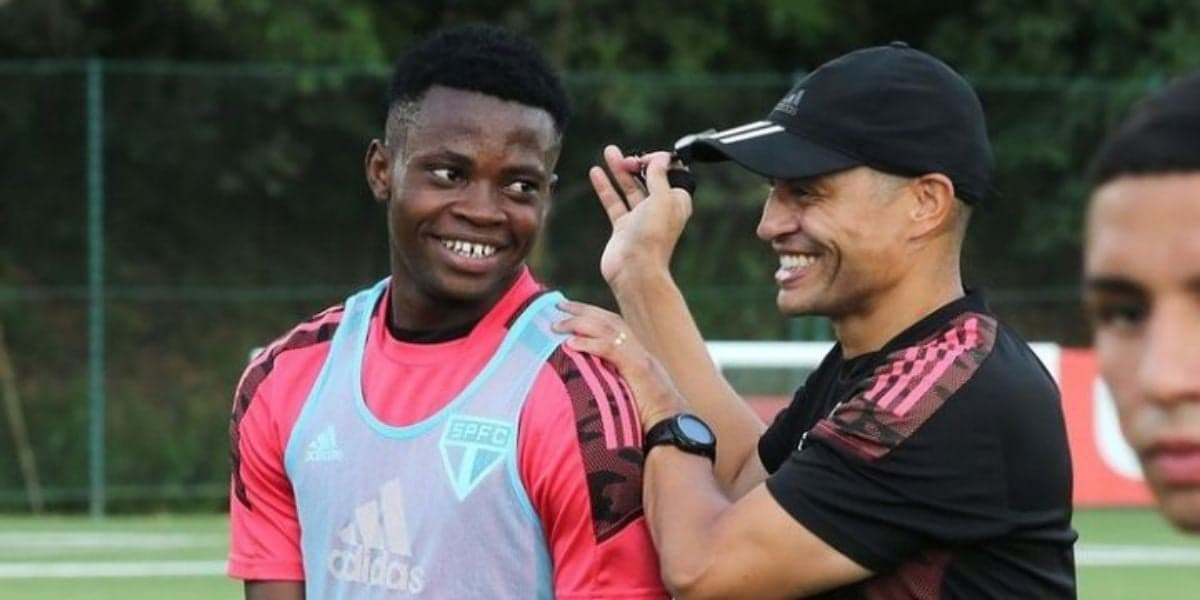 Casares se recusa a pagar e atacante deixa o São Paulo - Foto | Reprodução: Internet