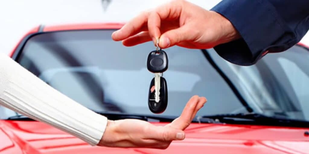 Carros com isenção de impostos para idosos: o que falta para a lei entrar em vigor?
