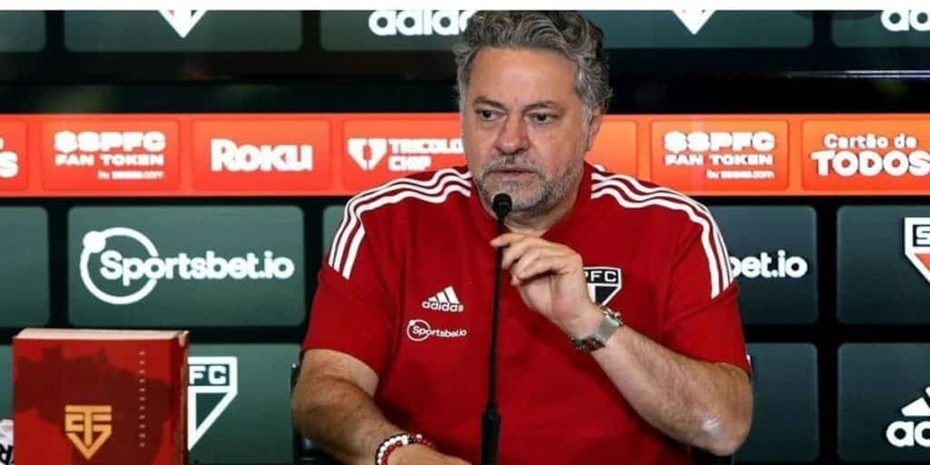 Mais de R$150 milhões na mesa: Casares supera saída de Dorival e confirma reforço absurdo ao São Paulo