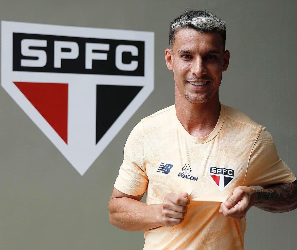 Ferreira fechou com o São Paulo (Foto: Divulgação) Ferreira fechou com o São Paulo (Foto: Divulgação)