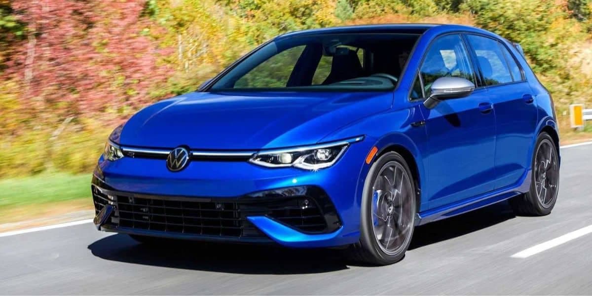 Golf R é o modelo estudado para chegar ao Brasil (Reprodução: Internet) Golf R é o modelo estudado para chegar ao Brasil (Reprodução: Internet)