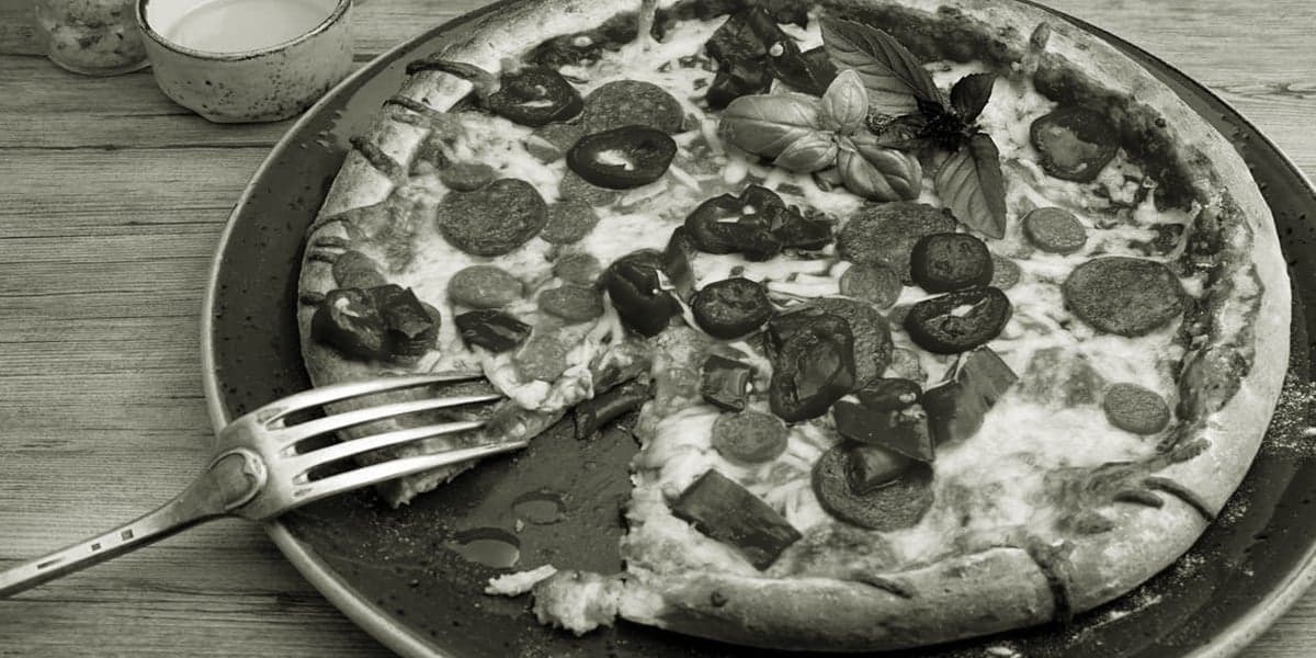 Pizzaria e outros estabelecimentos enfrentaram a falência com fechamento de unidades (Foto: Reprodução Internet) Pizzaria e outros estabelecimentos enfrentaram a falência com fechamento de unidades (Foto: Reprodução Internet)