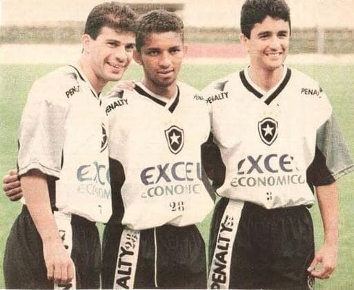 http://tvfoco.uai.com.br/wp-content/uploads/2015/05/Daniela-Mercury.jpg