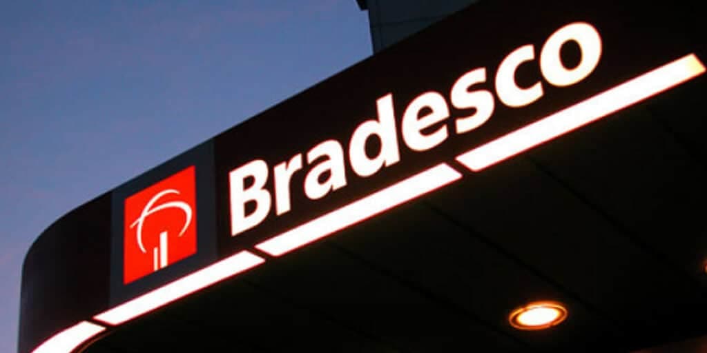 Fechamento em massa de 100 agências: Bradesco passa o facão até em São Paulo e gera revolta: "Inadmissível"