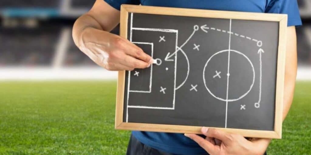 Facão à solta: Técnico do Brasileirão é demitido no início de 2024 e time age às pressas por substituto