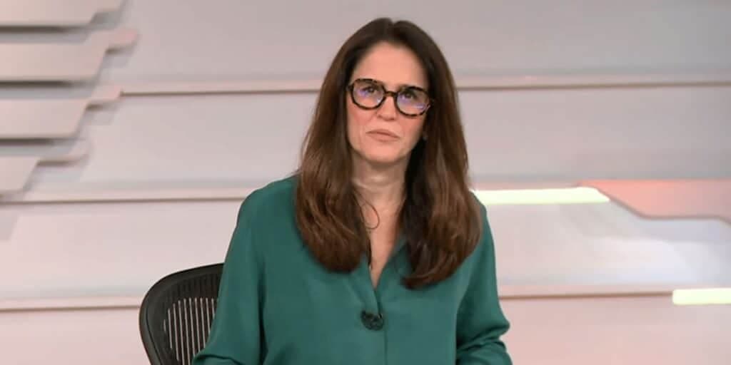 Ana Luiza Guimarães na bancada do Bom Dia Brasil (Reprodução: Globo)
