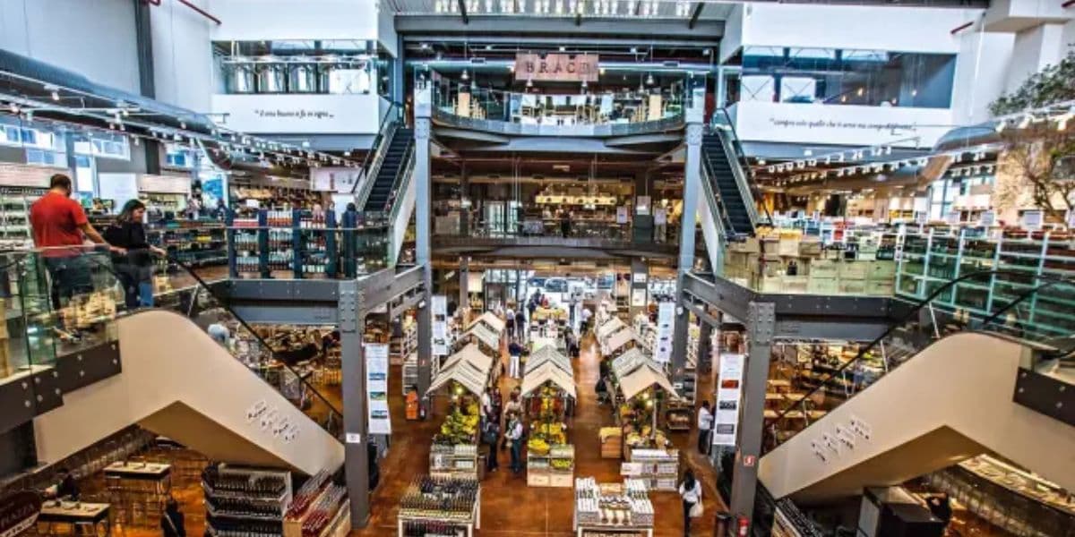 Eataly de São Paulo foi inaugurada em 2015 e se tornou um grande sucesso (Reprodução: Internet) Eataly de São Paulo foi inaugurada em 2015 e se tornou um grande sucesso (Reprodução: Internet)