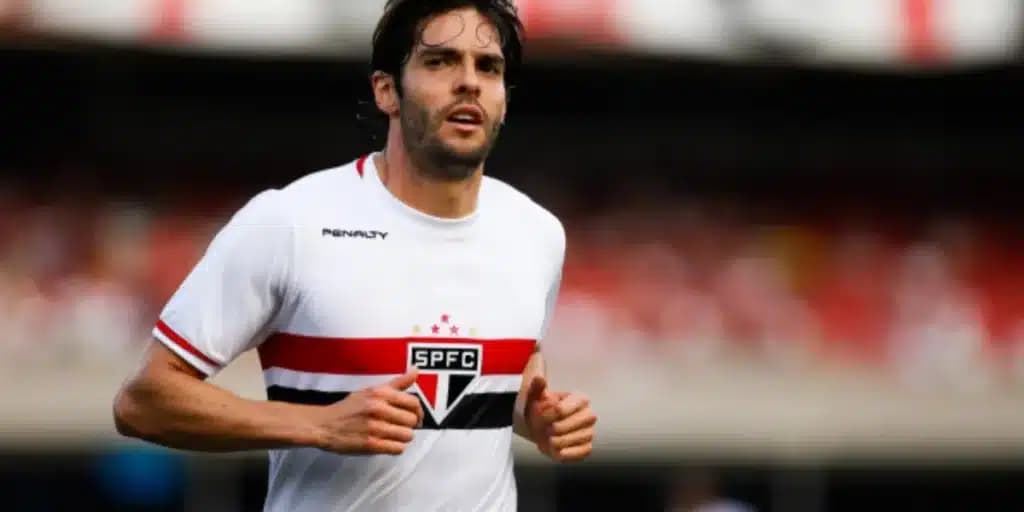 Kaká falou que quer voltar ao futebol (Foto: Reprodução/ Internet) Kaká falou que quer voltar ao futebol (Foto: Reprodução/ Internet)