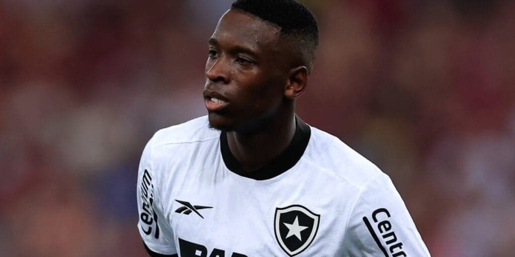 Luiz Henrique é desfalque no Botafogo - (Foto: Reprodução / Internet) Luiz Henrique é desfalque no Botafogo - (Foto: Reprodução / Internet)