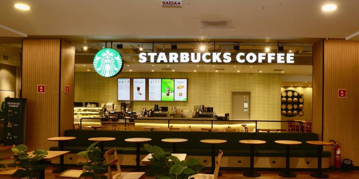 Starbucks é uma das principais cafeterias instaladas no Brasil (Reprodução: Internet) Starbucks é uma das principais cafeterias instaladas no Brasil (Reprodução: Internet)